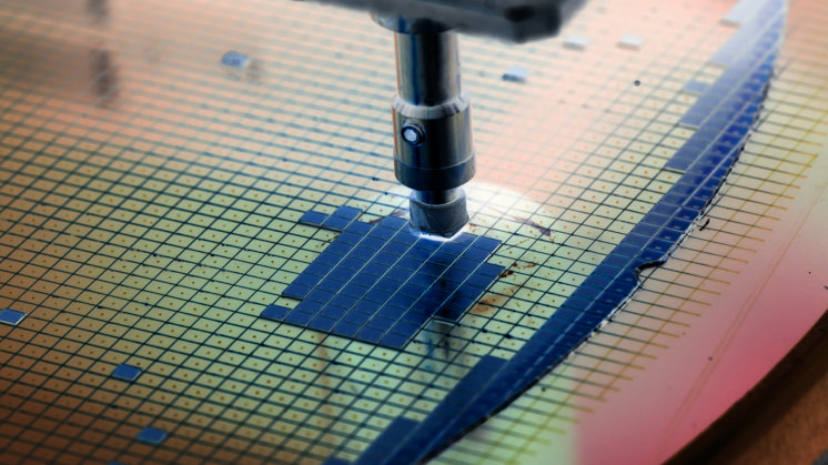 Semicondutores: O Pequeno Chip Que Pode Parar Uma Fábrica Inteira